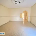 Affitto 3 camera appartamento di 86 m² in Palermo