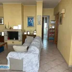 Rent 3 bedroom apartment of 100 m² in Rome