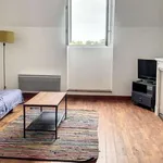 Rent 2 bedroom apartment of 43 m² in Rambouillet