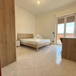 Rent 4 bedroom apartment of 15 m² in Latina