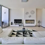 Rent 4 bedroom house of 490 m² in Marbella