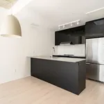 Appartement de 796 m² avec 2 chambre(s) en location à Montreal