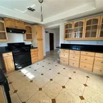 Rent 4 bedroom house of 232 m² in Baldwin Park