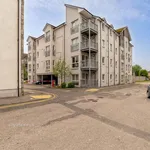 Rent 2 bedroom flat in Aberdeen