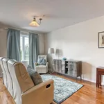 Appartement de 893 m² avec 4 chambre(s) en location à Laval (administrative region)