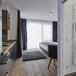 Miete 1 Schlafzimmer wohnung von 280 m² in Berlin