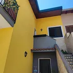 Rent 4 bedroom house of 89 m² in Pedara