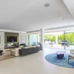 Rent 5 bedroom house of 800 m² in Marbella