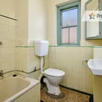 Rent 1 bedroom apartment in  St Kilda VIC 3182                        