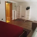 Rent 2 bedroom apartment of 65 m² in Napoli