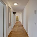 Miete 4 Schlafzimmer wohnung in Stuttgart