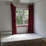 Rent 6 bedroom house in South East England