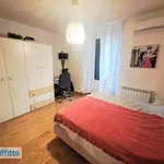 Rent 3 bedroom apartment of 65 m² in Milan