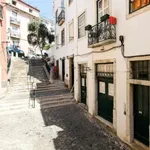 Rent 1 bedroom apartment in Lisbon