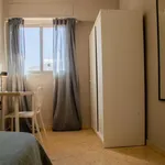 Alquilar 5 dormitorio apartamento en Valencia