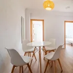 Rent a room of 85 m² in valencia