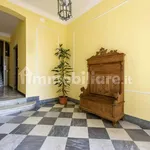 Rent 4 bedroom apartment of 109 m² in Genoa