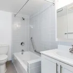 Appartement de 968 m² avec 2 chambre(s) en location à Vancouver