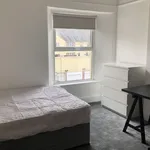 Rent 8 bedroom flat in South West England