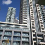 Rent 3 bedroom apartment in Mississauga (City Centre)