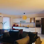 Rent 3 bedroom apartment of 105 m² in Γλυφάδα