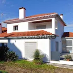 Rent 4 bedroom house of 175 m² in Leiria