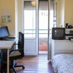 Rent a room in lisbon