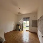 Rent 3 bedroom apartment of 90 m² in Roma