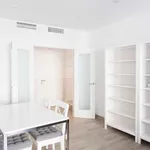 Rent 2 bedroom apartment of 70 m² in Málaga