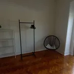 Rent a room of 130 m² in lisbon