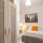 Rent 5 bedroom apartment in Valencia