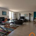 Appartement de 111 m² avec 4 chambre(s) en location à Nantes