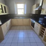 Rent 4 bedroom flat in Scotland