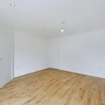 Rent 3 bedroom apartment in West Midlands