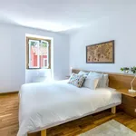 Rent 2 bedroom apartment in Lisbon