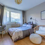 Rent 1 bedroom apartment of 30 m² in Düsseldorf