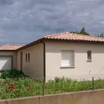 Rent 4 bedroom house of 111 m² in Plaissan