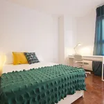 Rent a room of 110 m² in madrid