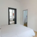 Huur 1 slaapkamer appartement van 90 m² in brussels