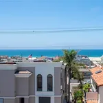 Rent 2 bedroom apartment of 104 m² in hermosa beach