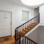 Rent 1 bedroom apartment in Porto