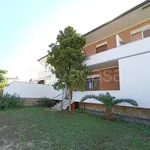 Rent 4 bedroom house of 90 m² in Anzio