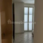 Affitto 2 camera appartamento di 62 m² in Gallarate