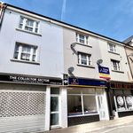 Rent 2 bedroom flat in Wales