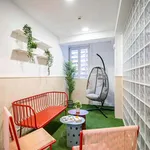 Rent a room of 598 m² in Madrid