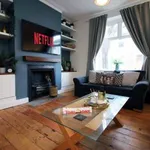 Rent 2 bedroom apartment of 775 m² in Cardiff