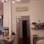 Rent 2 bedroom apartment of 65 m² in Milano