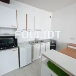 Appartement de 54 m² avec 2 chambre(s) en location à Fougères