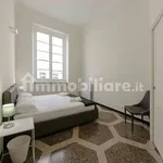 Rent 4 bedroom apartment of 200 m² in Genoa