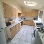 Rent 6 bedroom house in East Midlands